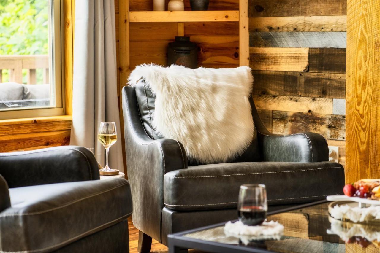 Mountainside - New Luxury Cabin-Fire Table-Hot Tub-3 Pools-Ps5-Bears Гетлинбург Екстериор снимка